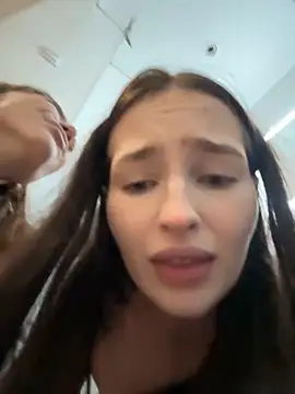 snappyhappy (Ask my age) - Wet nippls Both with drool +2 cuts publi