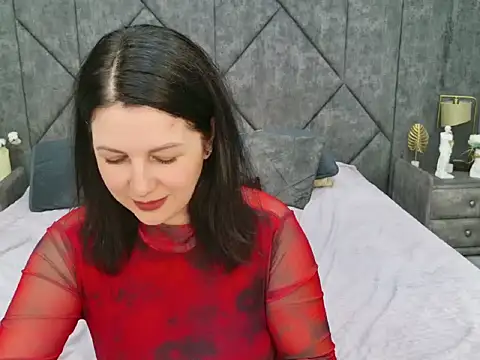Nina_Stane