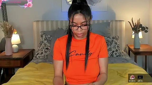 chelseaquinn (F young) - Striptease