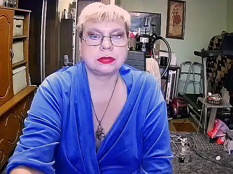 lola8888 - LOLA8888's free webcam