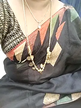 Tamil_Radha