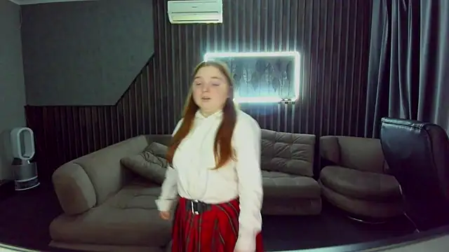 kattyrose8 (F teen) - masturbation