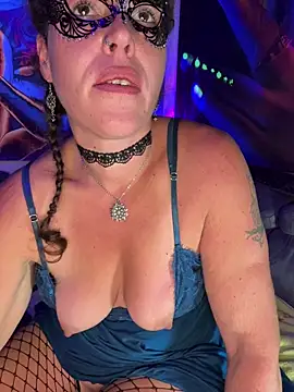 Nadja_Noir