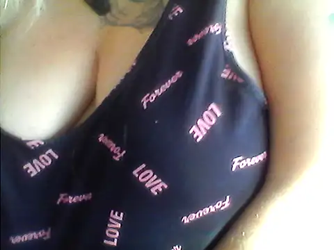 milf_big_booty (F mature) - lasst uns zusammen spritzen