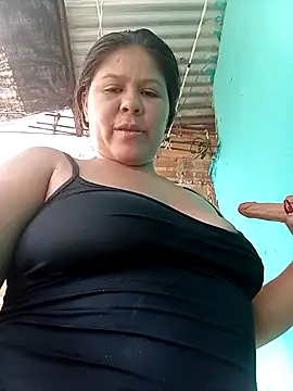 hotmom33