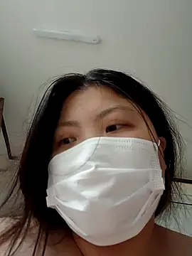 hello098712's Stripchat show and profile