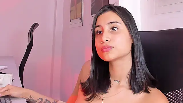 nairobilee - NairobiLee's free webcam