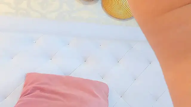 debora_scoot
