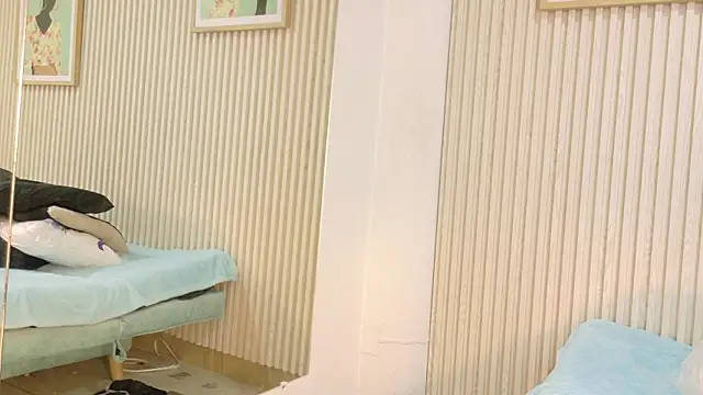Abrilmirren