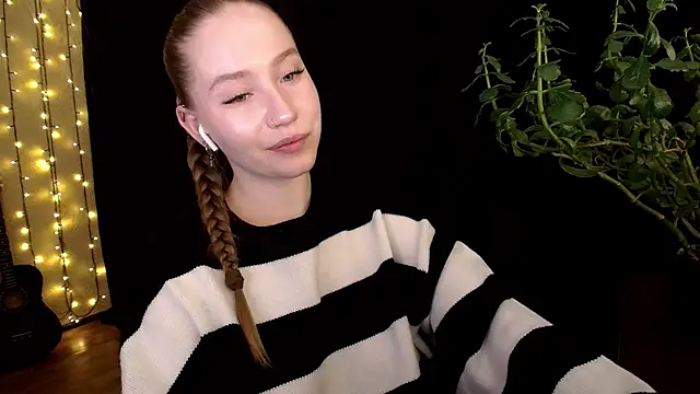 sindiwatsoon - SindiWatsoon's free webcam