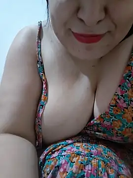tugbaa5656 - Tugbaa5656's free webcam