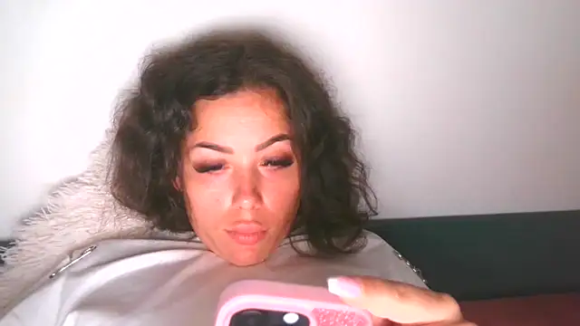 LovelyJulliette's Stripchat show and profile