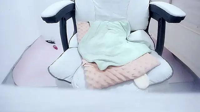 katecondon - KateCondon's free webcam