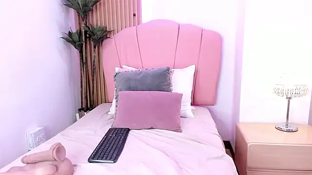 zoe_lee___