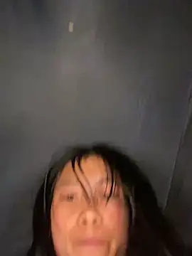 LylyOx9