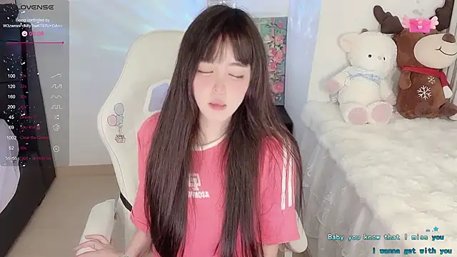 yuii-7 - Yuii-7's free webcam