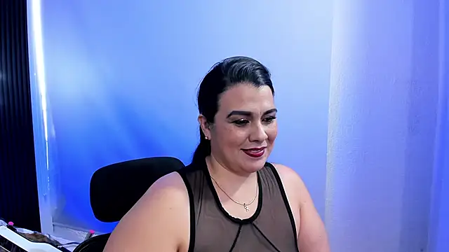 martina_foxy_