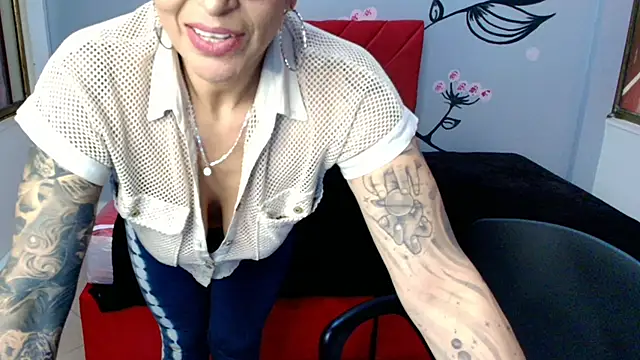 Charlotte__Gray