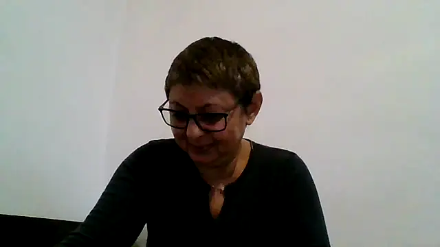 roseblak42 - Roseblak42's free webcam - UK Sex Cams