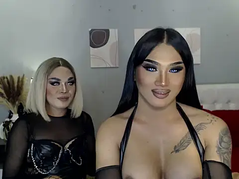 tricxiemolly143 - Tricxiemolly143's free webcam