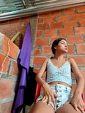 youngdaringgirl