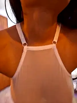 laiatorres1 (F young) - undress me completely for you🤤😍