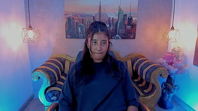melany_brunette