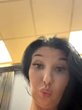 Tisha_Busty
