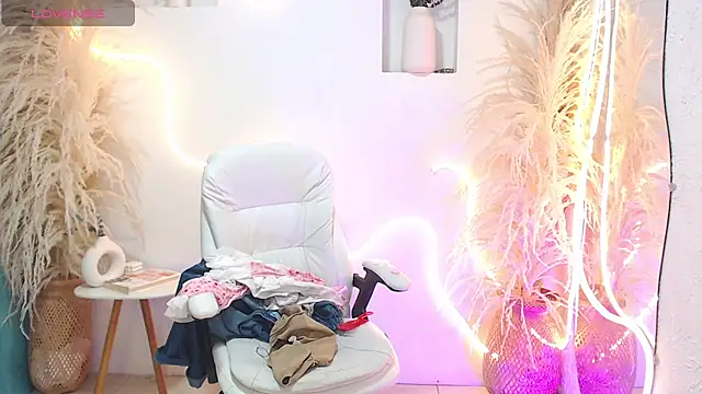 ViolettaHotLatin_
