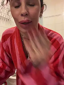 Dancing_wmyselF_