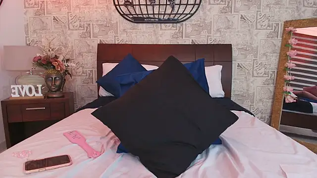Bella_Smiith_