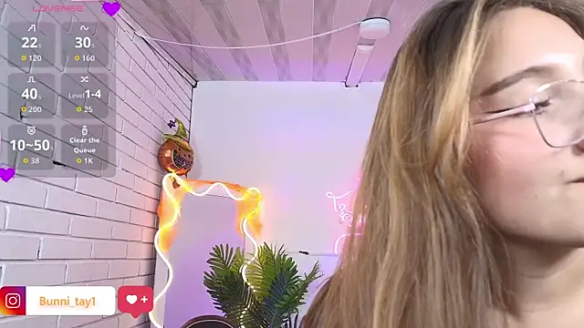 Bunni_tay