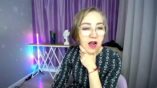 queen_a_n_i