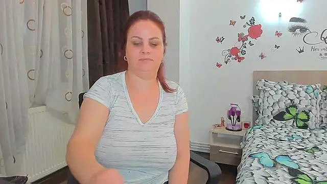 adelamilfsex (F milf) - touch me slowly and make me cum