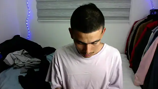 sorry-mom69 (Ask my age) - Jerking off