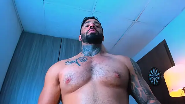 naugthy_dominant