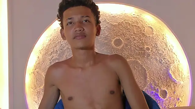 _noah19 (M twink) - show cum🔥🍆