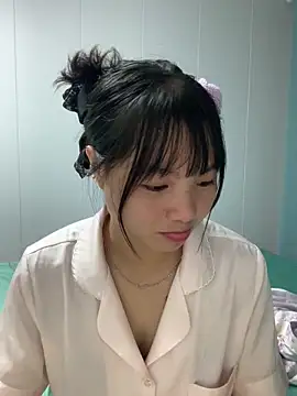 Emlyly-18 webcam