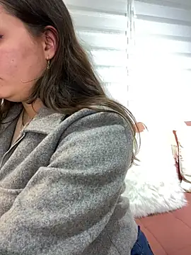 AlondraPink_ webcam