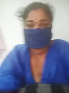 Rojaa009 webcam