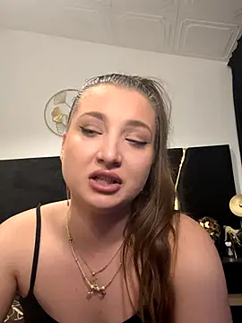 rebekarose (F teen) - spread my legs and pussy play