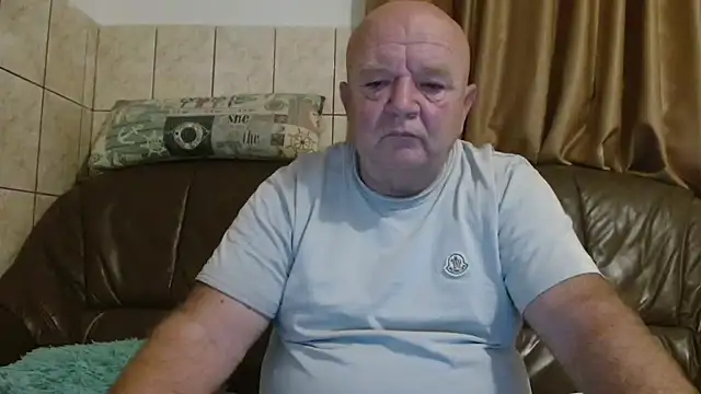 fullballs6 webcam