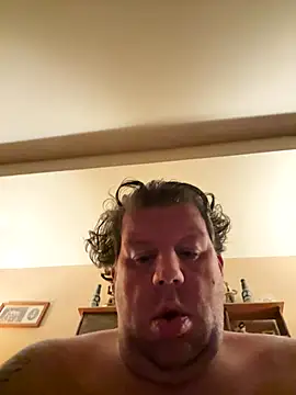 stephanie1984 (Ask my age) - Bath naked