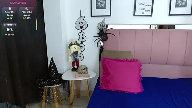 Lele_F_w webcam