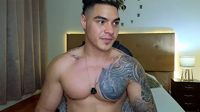 Steven_Velez