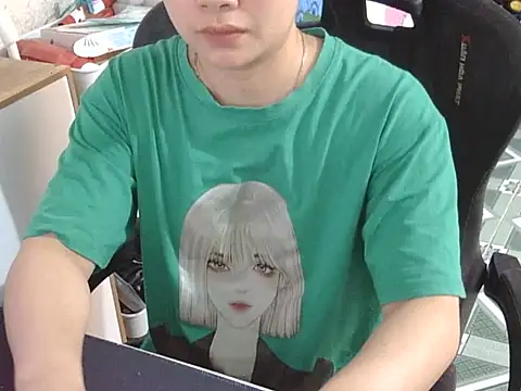 suri-