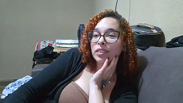 dominamoon_ (F young) - Dedo na bucetinha 3 min