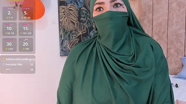 _naylaa_ (F milf) - boobjob