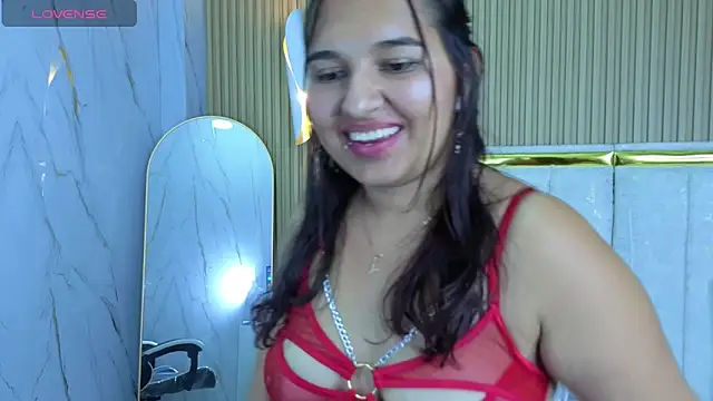 Saraah_Tx webcam