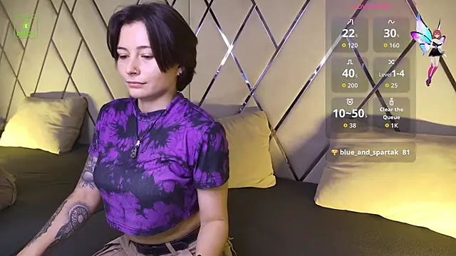 ishtar_divine (F young) - lick my dildo